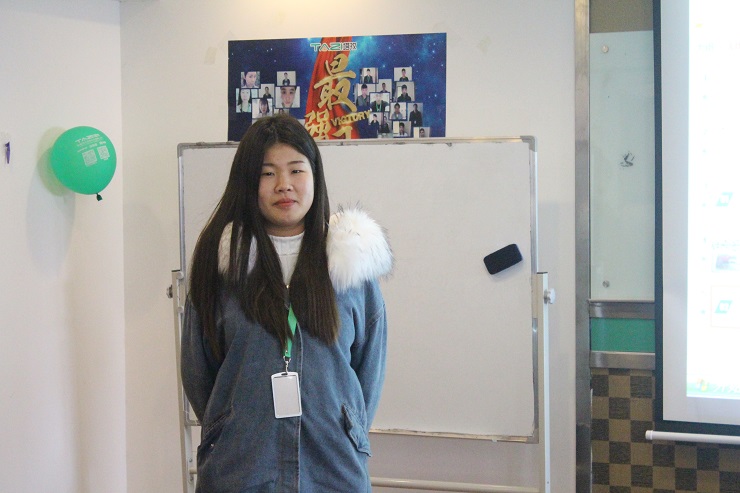 赵晴晴1.JPG 赵晴晴1.JPG