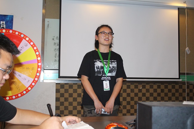 华艳丽.JPG 华艳丽.JPG