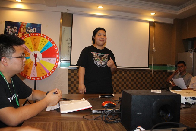 张婉莹.JPG 张婉莹.JPG