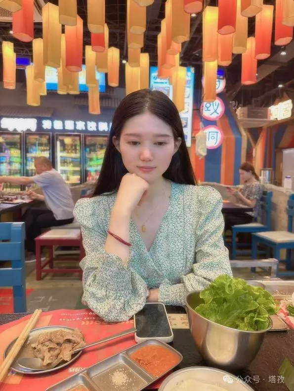 王若雨.png 王若雨.png